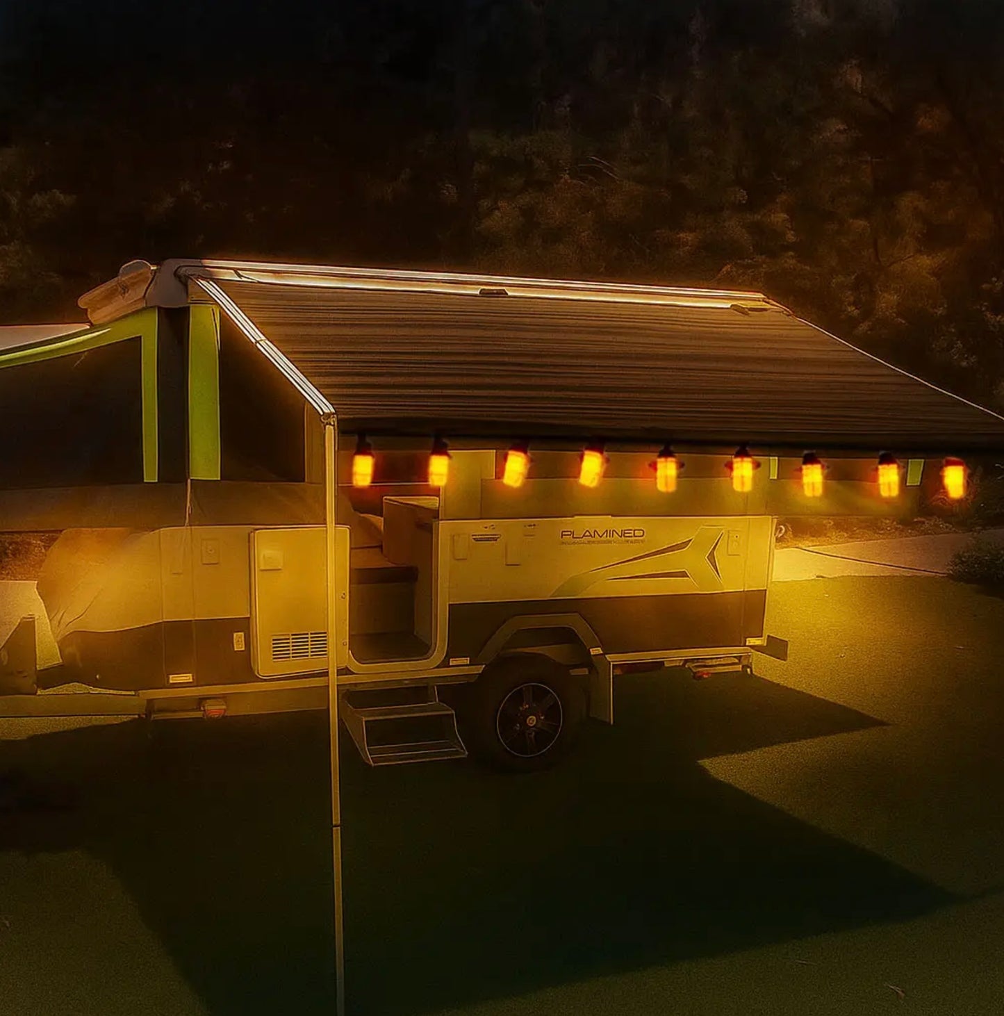 SOLAR POWERED AWNING STRING LIGHTS