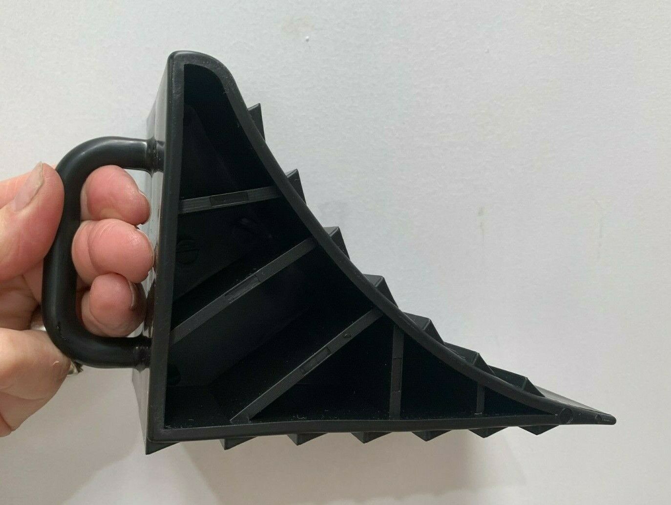 Caravan Wheel Chocks - Heavy Duty - with handles - black colour - set of 2